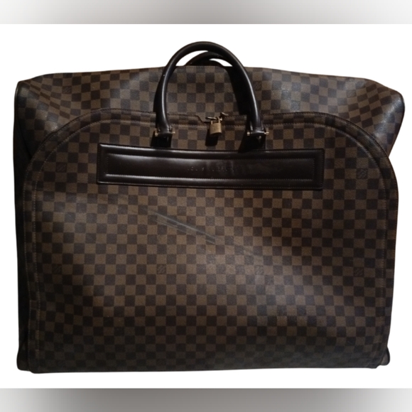 Authenticated Louis Vuitton Damier Nolita travel bag - Picture 1 of 15